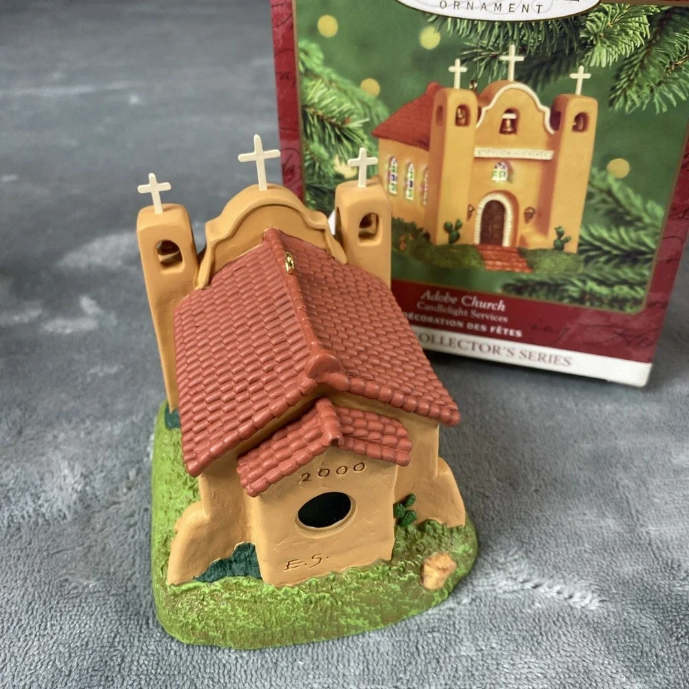 HALLMARK ADOBE CHURCH #3 SERIES 2000 MAGIC LIGHT CHRISTMAS KEEPSAKE ORNAMENT